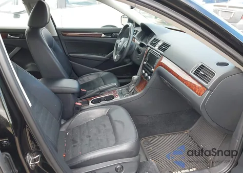 2013 Volkswagen Passat 3.6L V6 Sel Premium from USA, damaged, VIN 1VWCM7A33DC076641